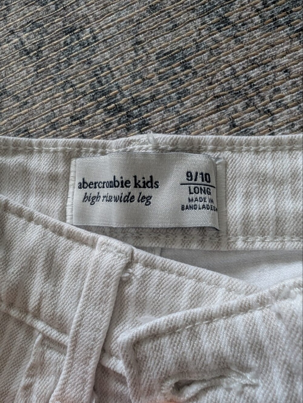 Abercrombie & Fitch Girls Wide Leg Jeans - Picture 4 of 4
